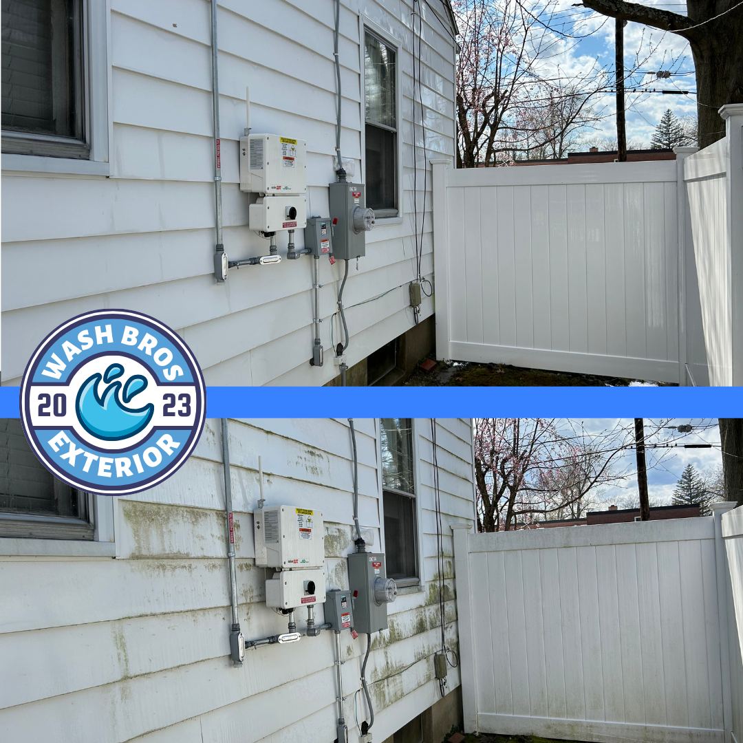 Vinyl siding soft washing before and after in Massachusetts